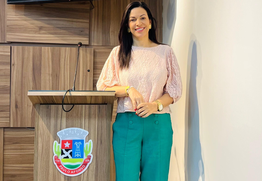 Evinha apresenta propostas de segurança, infraestrutura e geração de renda em Paulo Afonso
